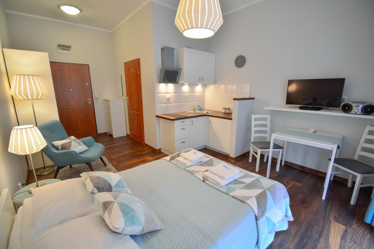 Korona Piastow - Apartamenty Na Wyspie - Parking - Taras Свіноуйсьце Екстер'єр фото