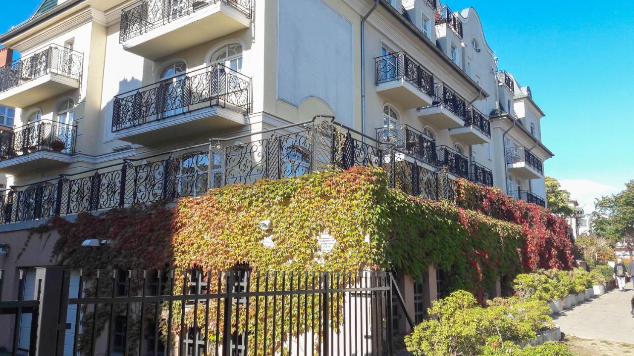 Korona Piastow - Apartamenty Na Wyspie - Parking - Taras Свіноуйсьце Екстер'єр фото